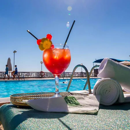 ホテル Templarios